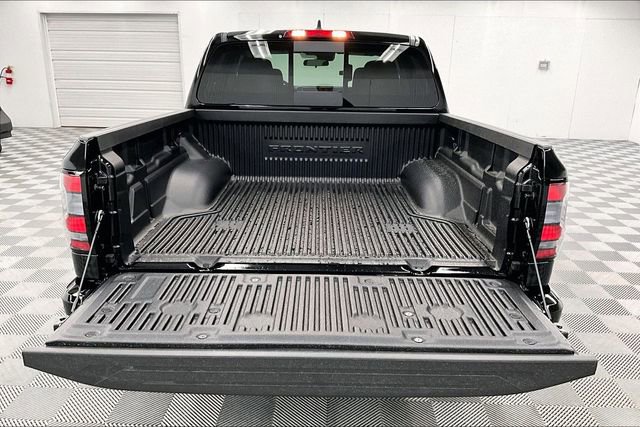 New 2026 Nissan Frontier SV image 17