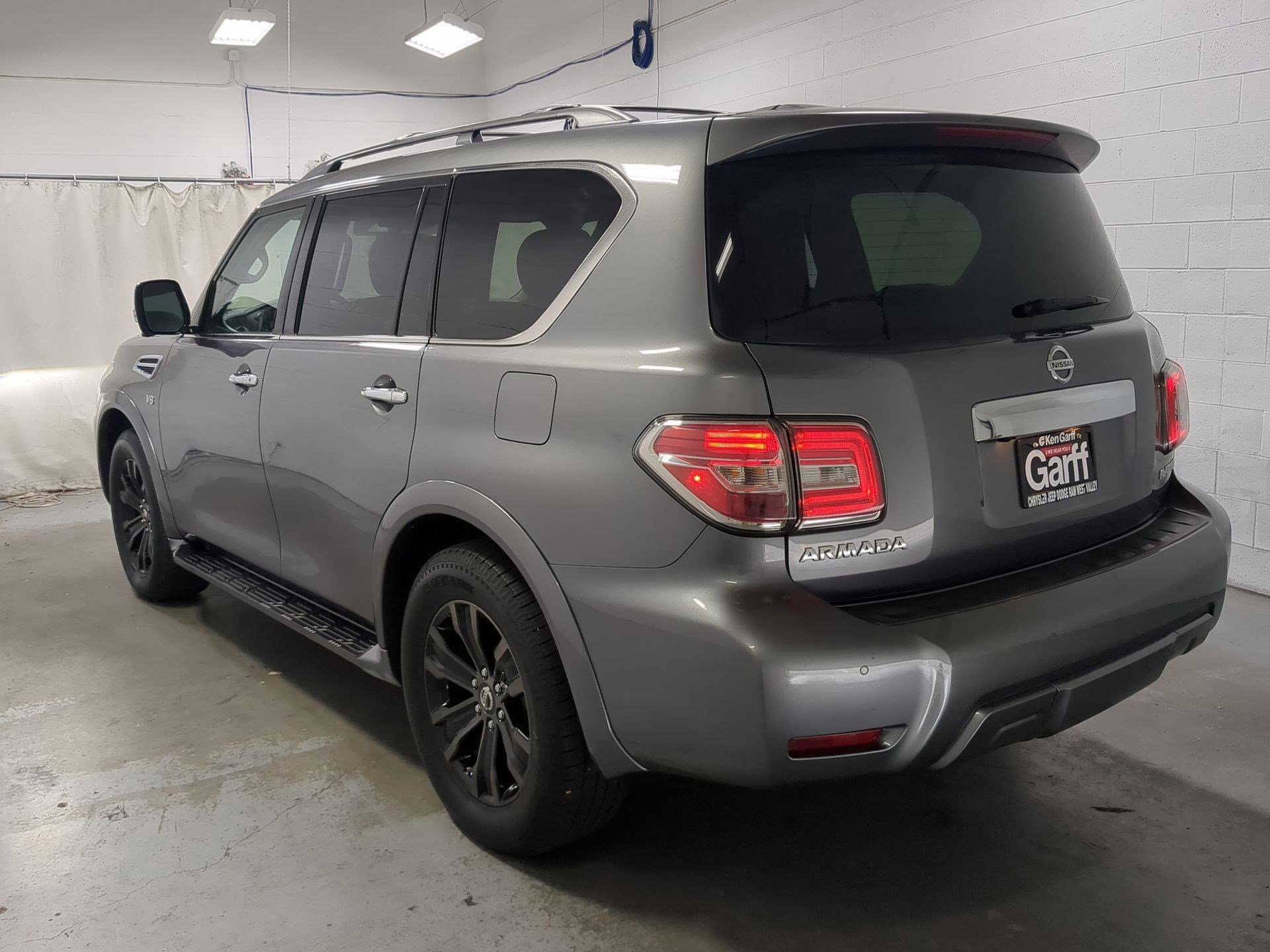 Used 2019 Nissan Armada Platinum w/ Captain's Chairs Package image 8