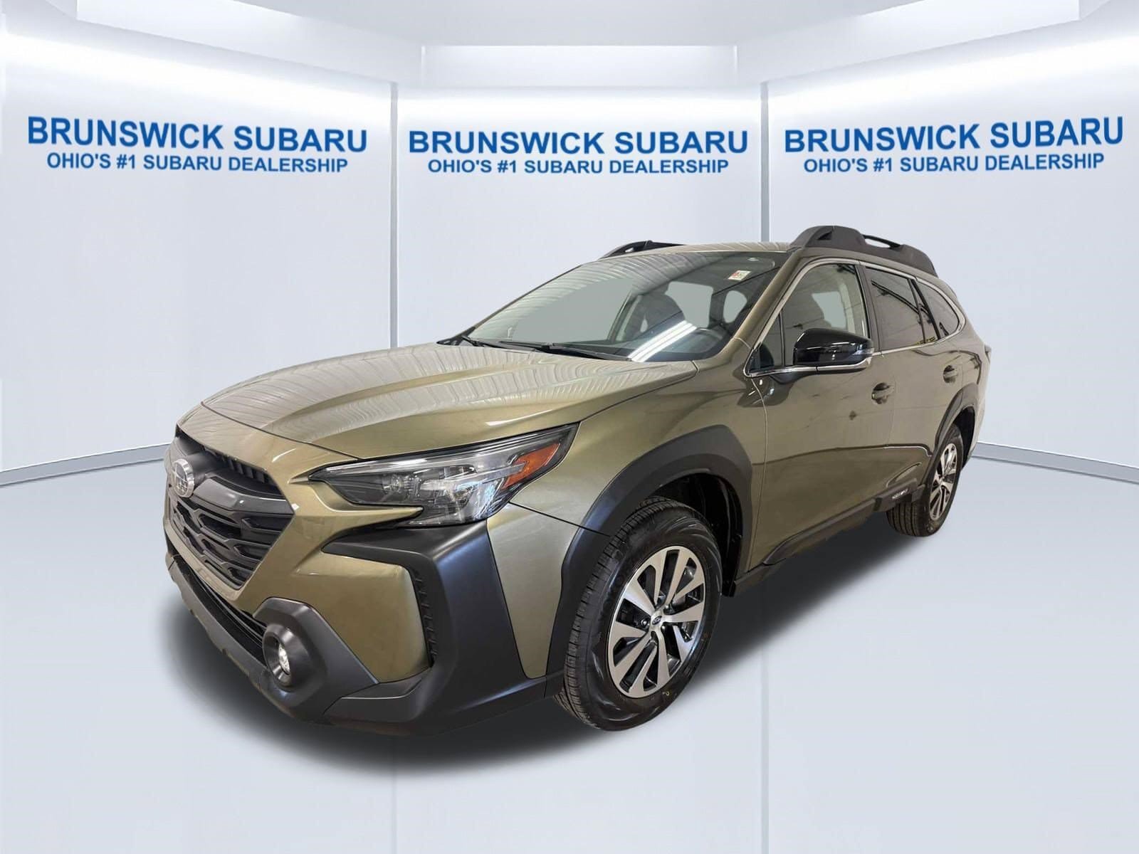 Certified 2024 Subaru Outback Premium w/ Popular Package #1A AWD/4WD image 6