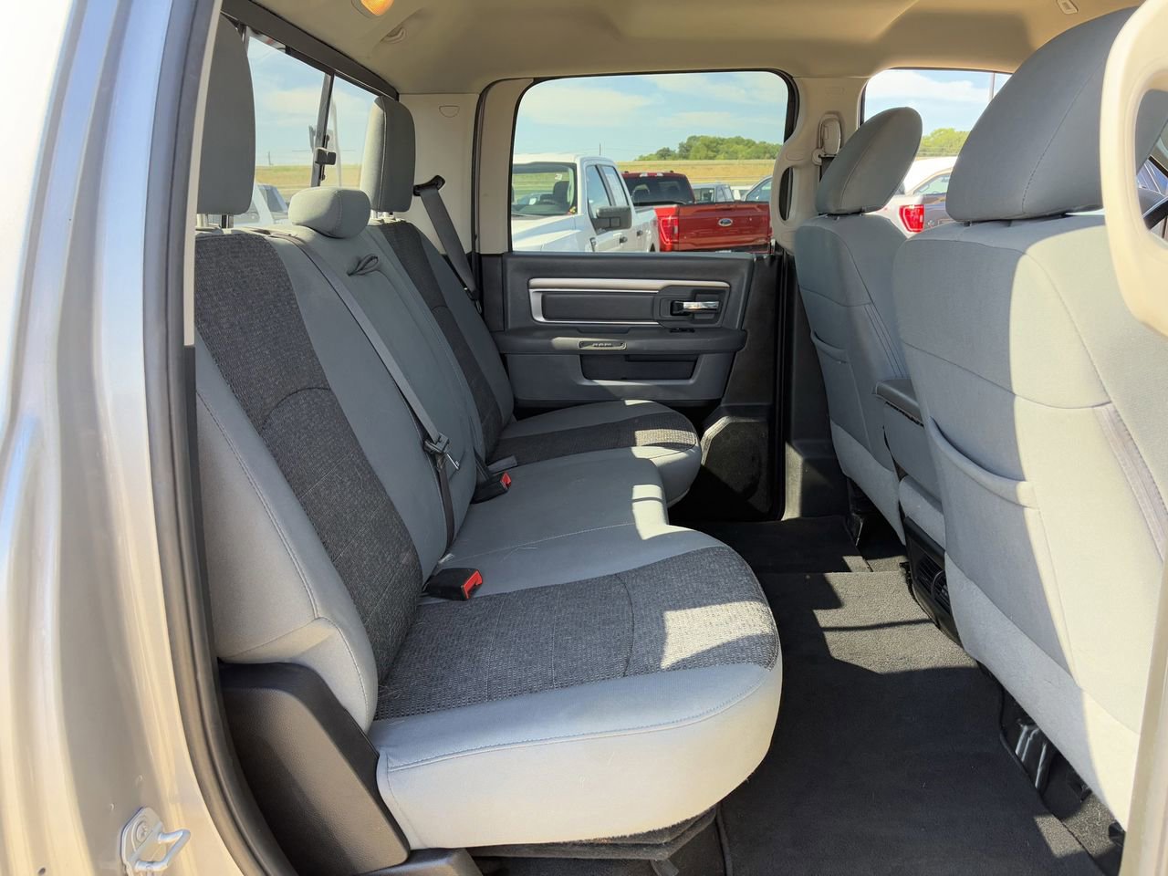 Used 2020 RAM 1500 Classic SLT w/ Luxury Group AWD/4WD image 29