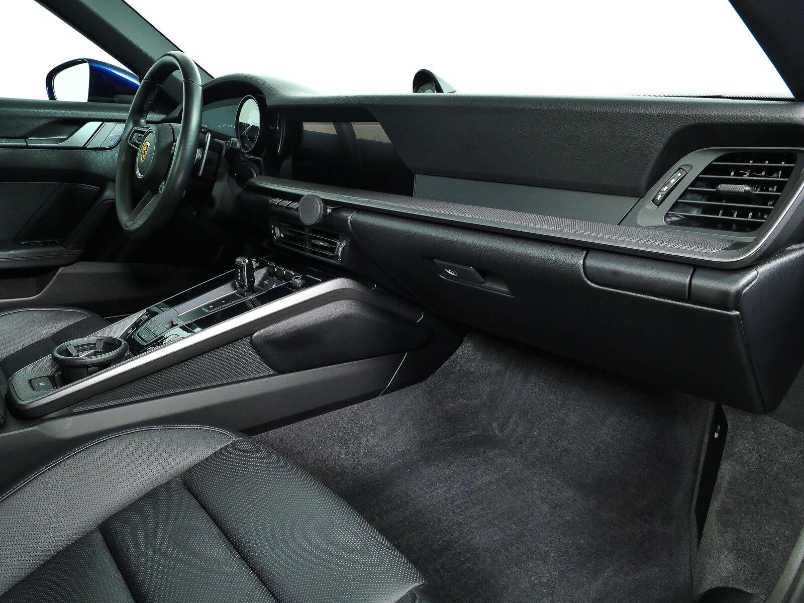 Certified 2023 Porsche 911 Carrera RWD image 20