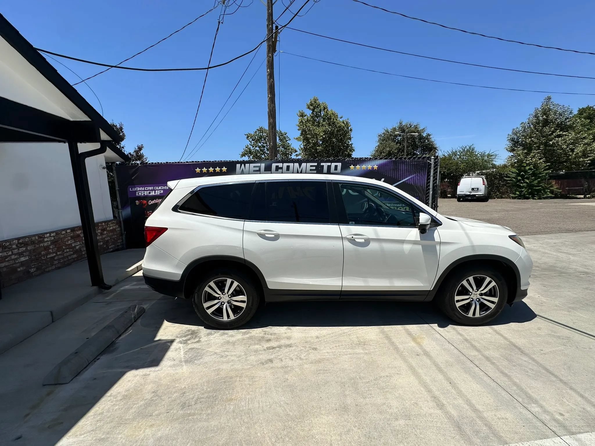 Used 2017 Honda Pilot EX-L image 4