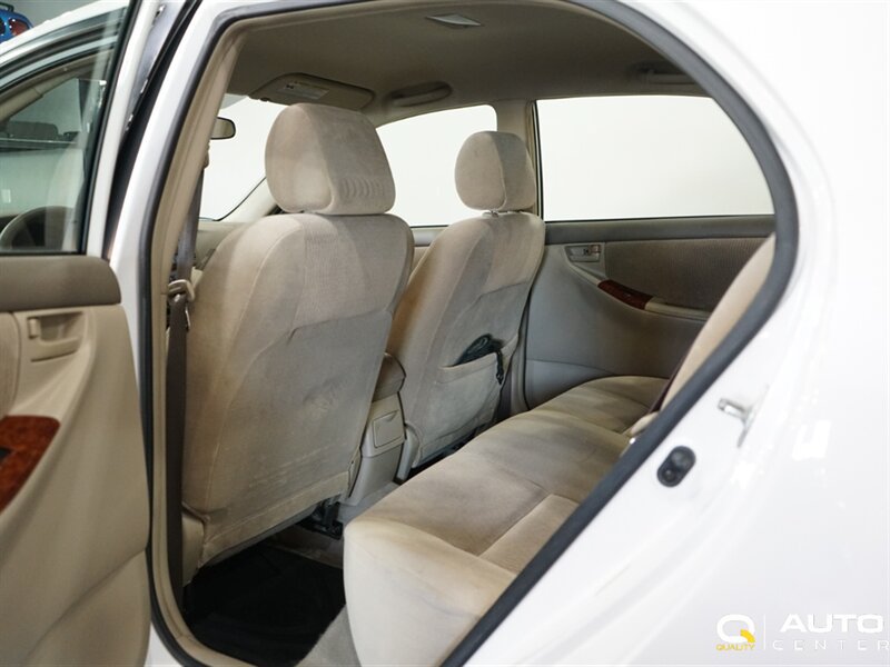 Used 2006 Toyota Corolla LE w/ Audio Value Pkg FWD image 19