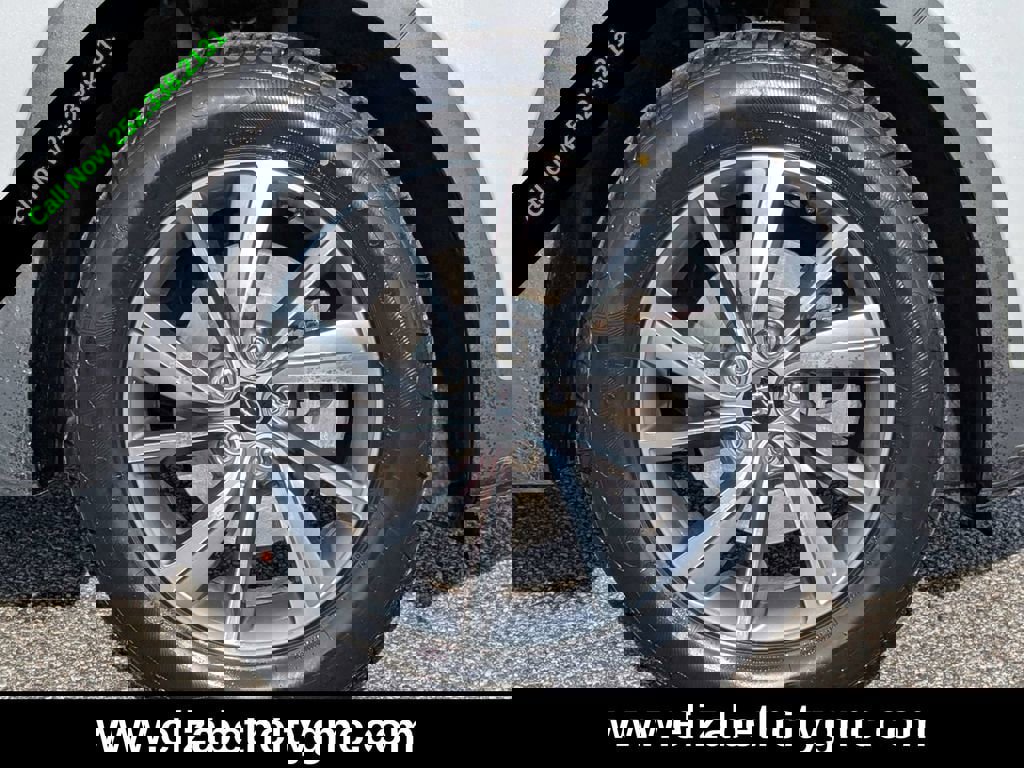 Used 2020 Hyundai Santa Fe Limited w/ Cargo Package image 12