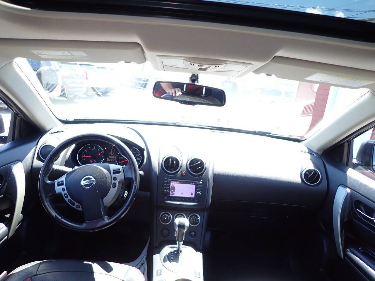 Used 2012 Nissan Rogue SL AWD/4WD image 10