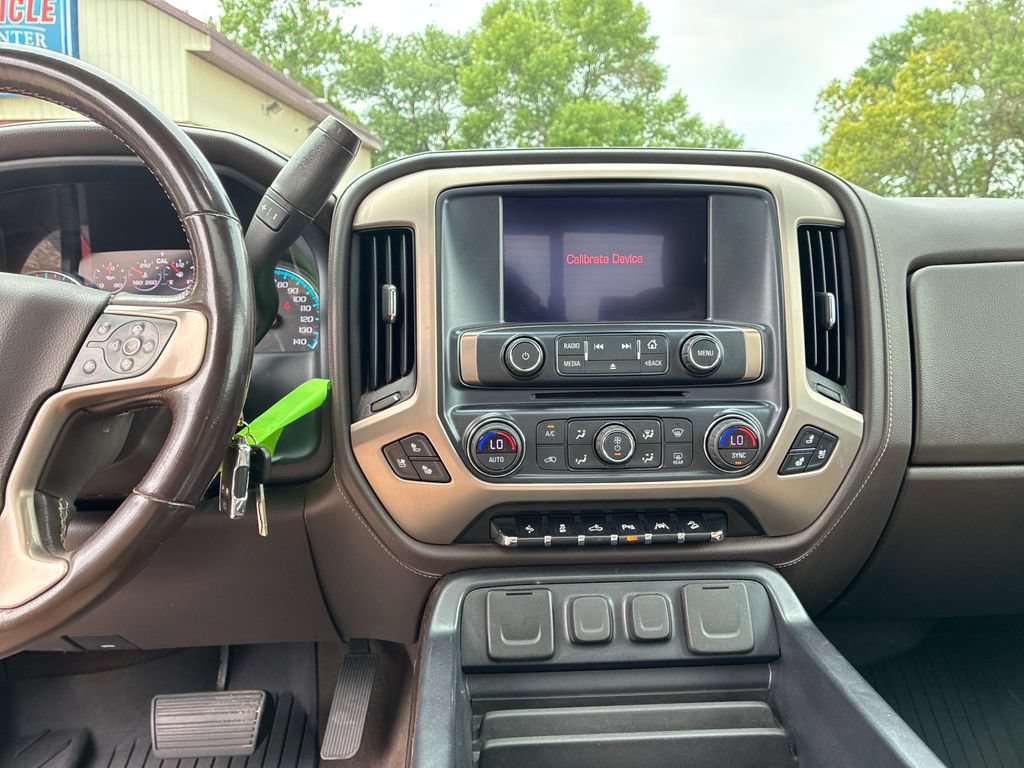 Used 2018 GMC Sierra 1500 Denali AWD/4WD image 18