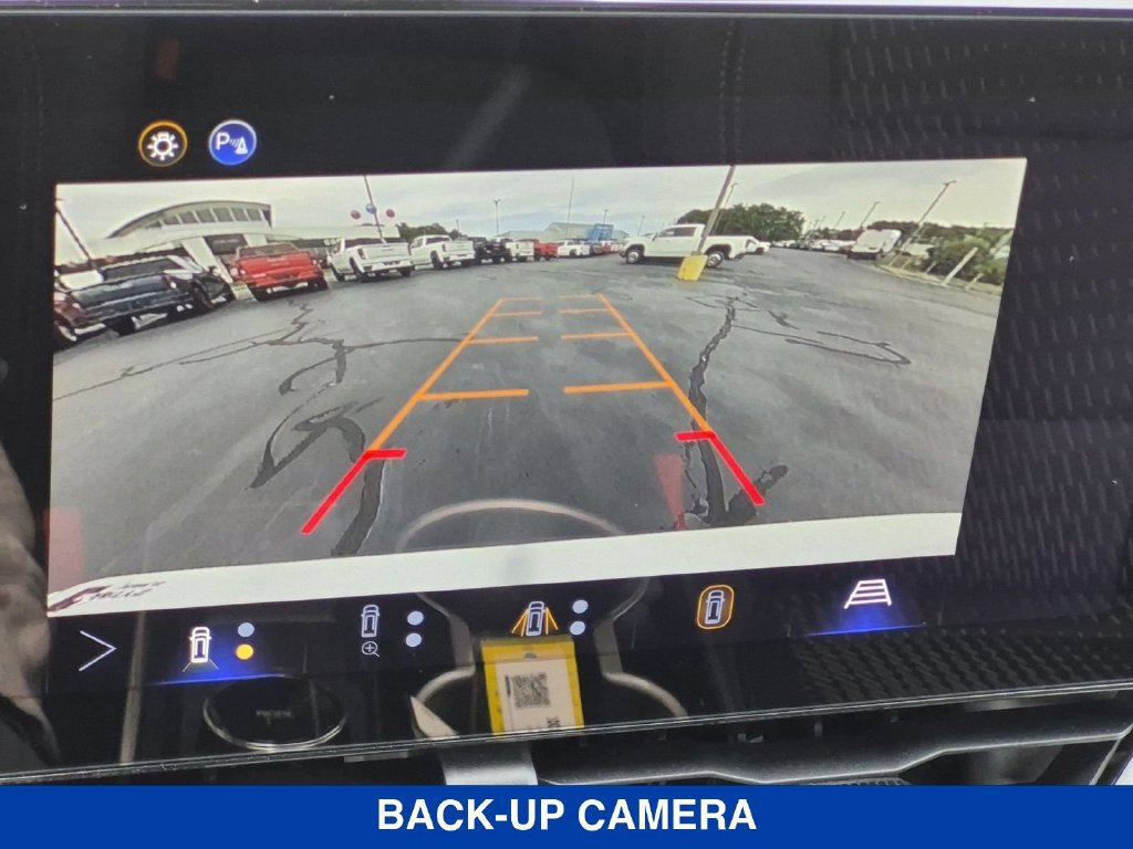 New 2026 Chevrolet Equinox LT w/ Safety and Technology Package AWD/4WD image 24