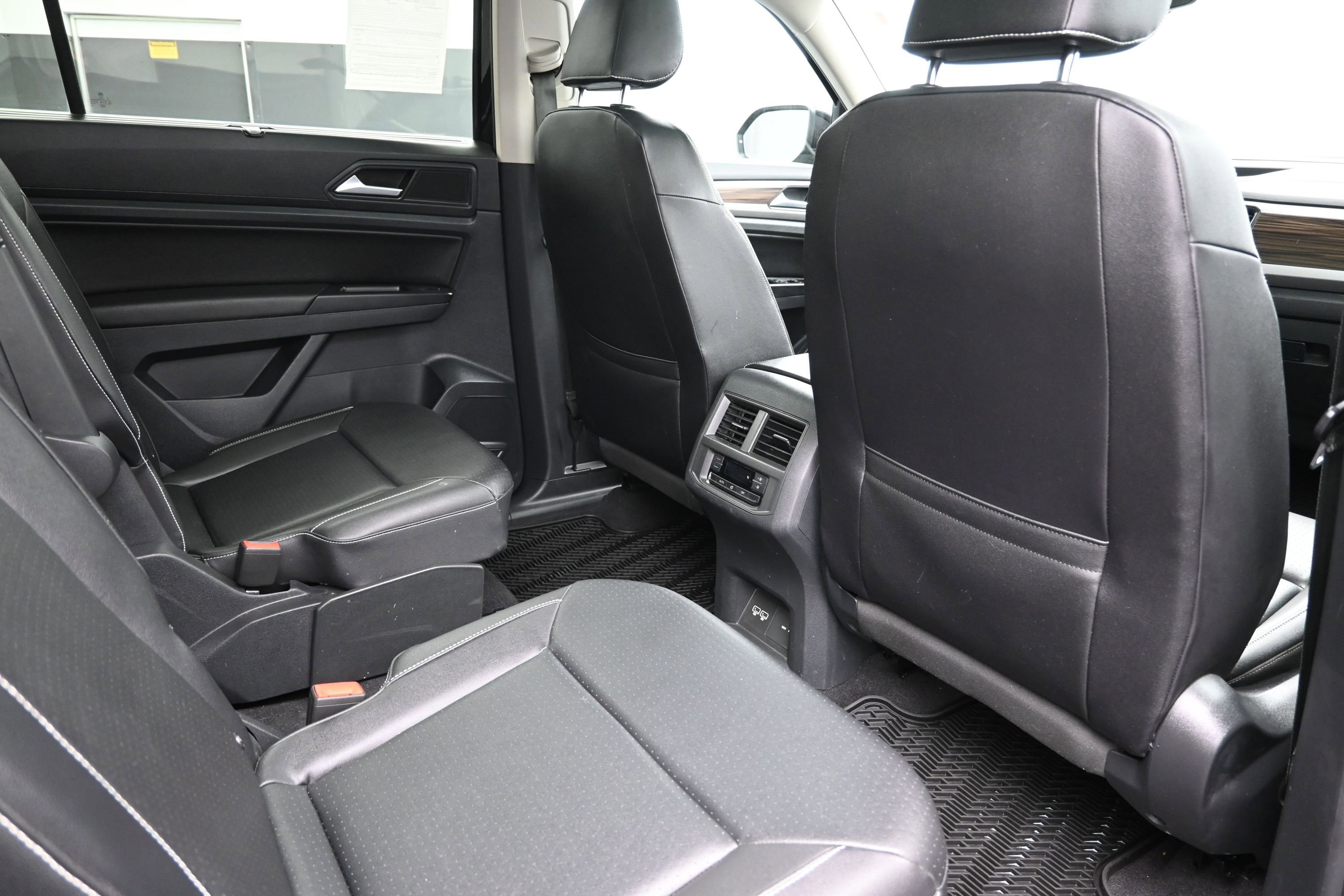Used 2021 Volkswagen Atlas SE w/ Panoramic Sunroof Package AWD/4WD image 25
