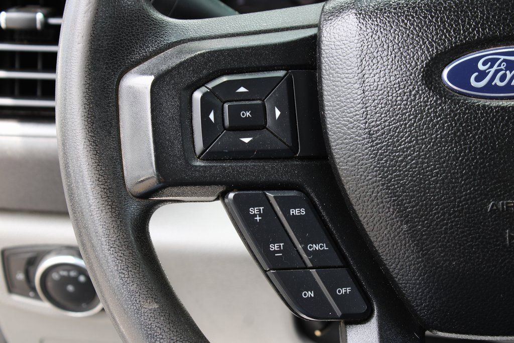 Used 2017 Ford F550 2WD Crew Cab Super Duty image 20
