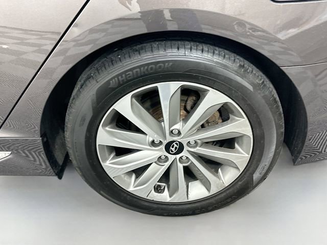 Used 2017 Hyundai Sonata Sport w/ Cargo Package image 28