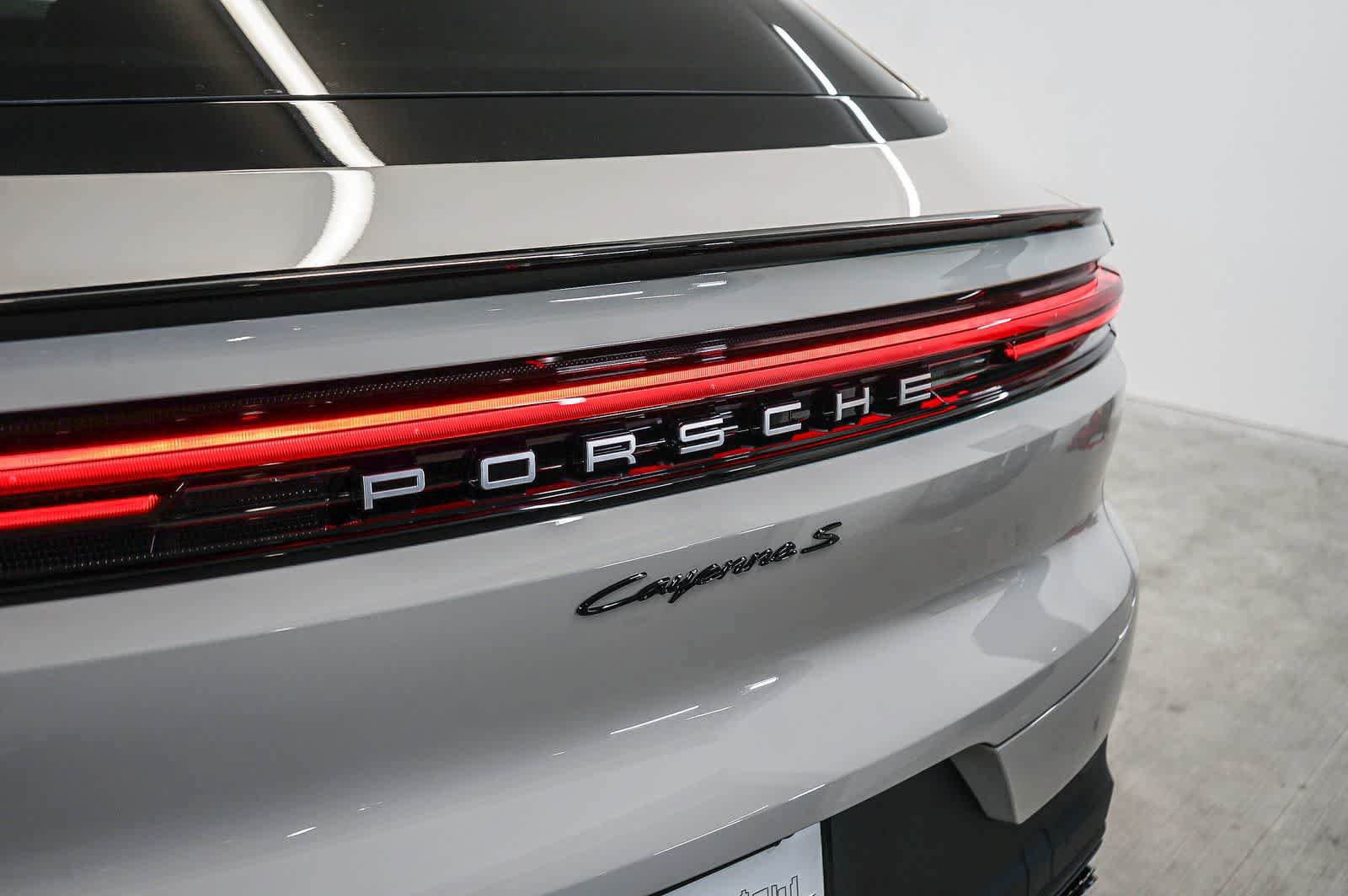 New 2026 Porsche Cayenne S AWD/4WD image 12