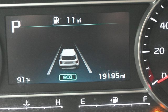 Used 2023 Kia Sorento S AWD/4WD image 13