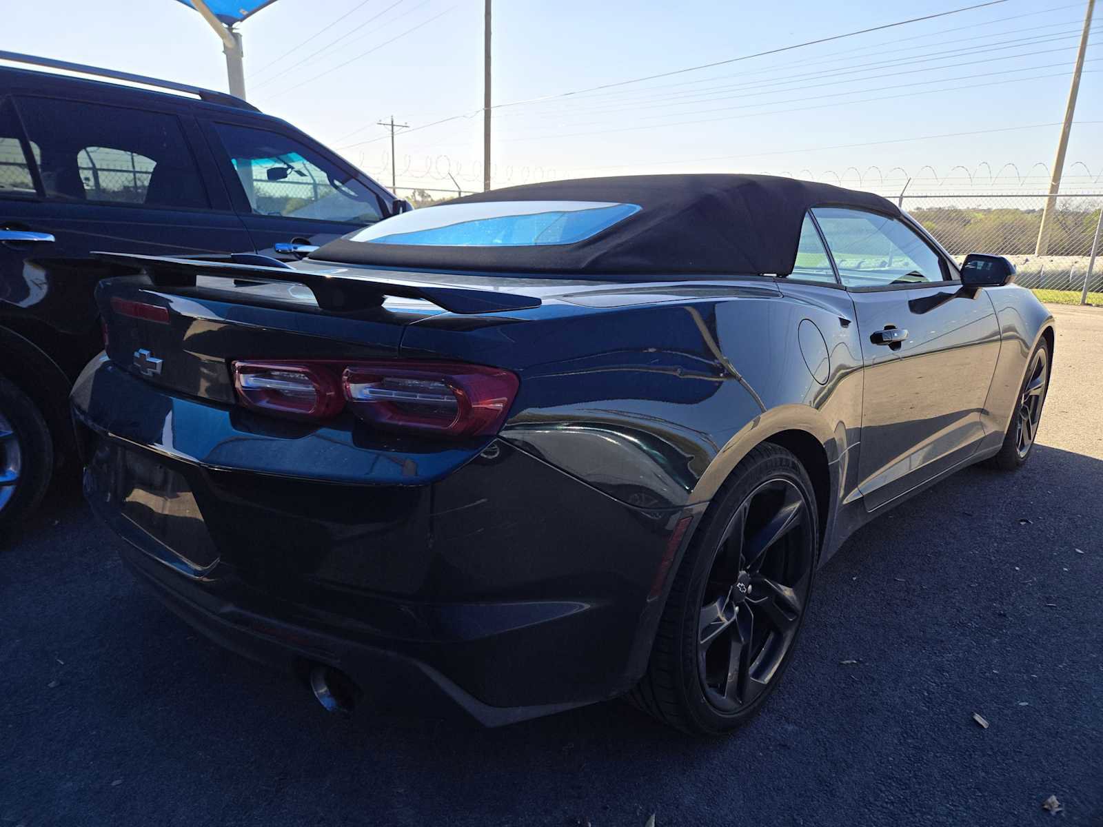 Used 2020 Chevrolet Camaro LT image 4