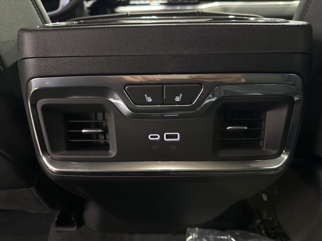 New 2026 GMC Sierra 2500 SLT w/ SLT Premium Package image 44
