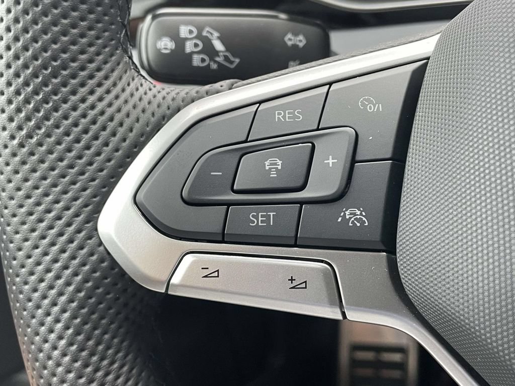 New 2026 Volkswagen Jetta GLI Autobahn FWD image 25