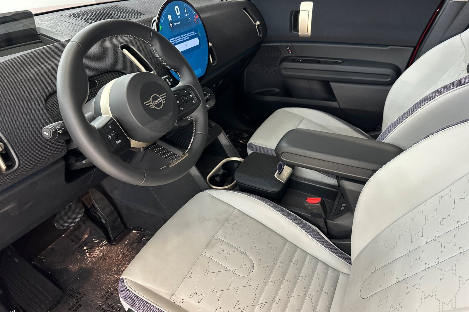 Used 2025 MINI Cooper Countryman S w/ Comfort Package Max AWD/4WD image 4