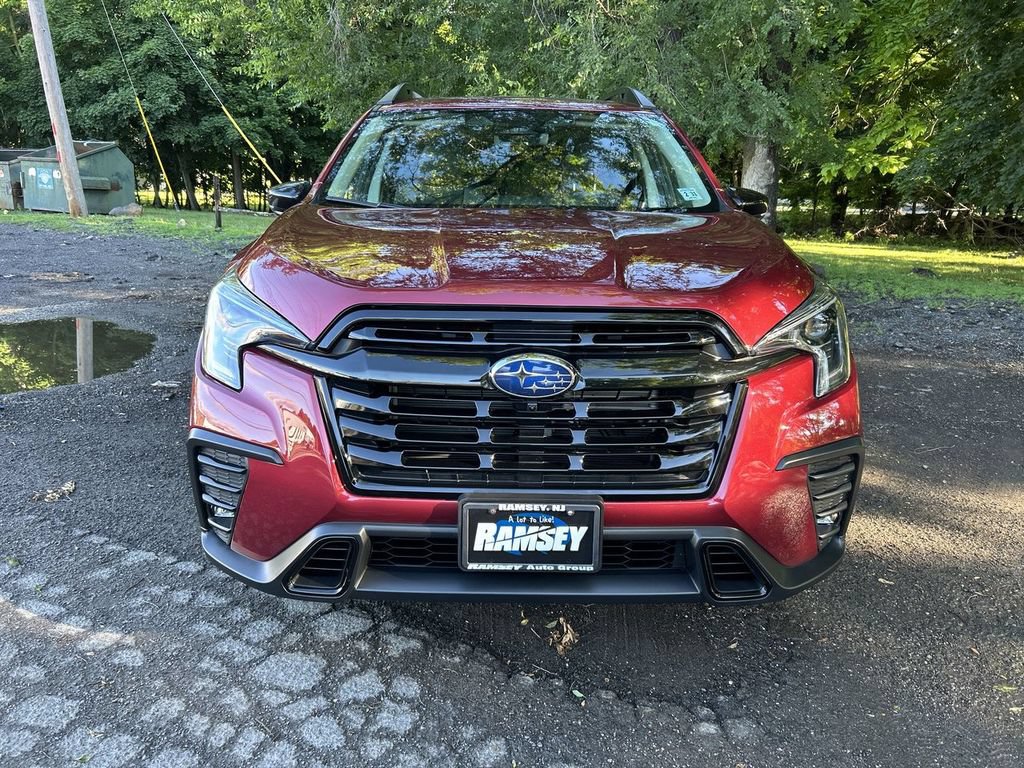 Certified 2025 Subaru Ascent Bronze Edition w/ Onyx Package AWD/4WD image 3