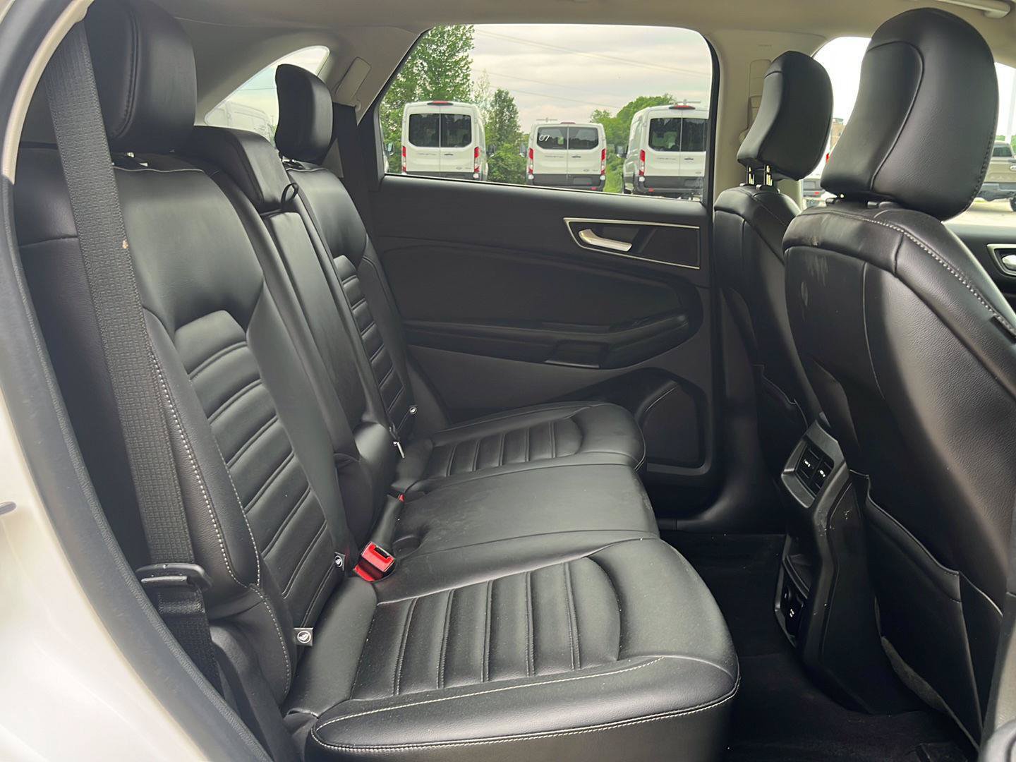 Used 2022 Ford Edge SEL w/ Convenience Package AWD/4WD image 31