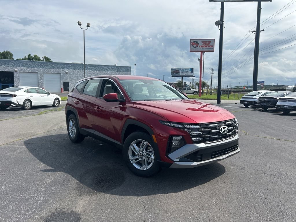 New 2026 Hyundai Tucson SE FWD image 2