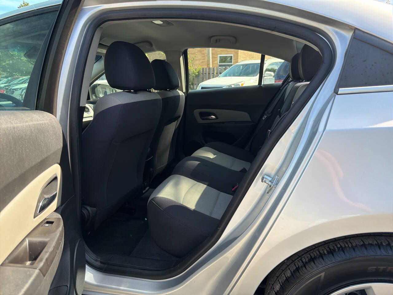 Used 2012 Chevrolet Cruze LS w/ Connectivity Package FWD image 20