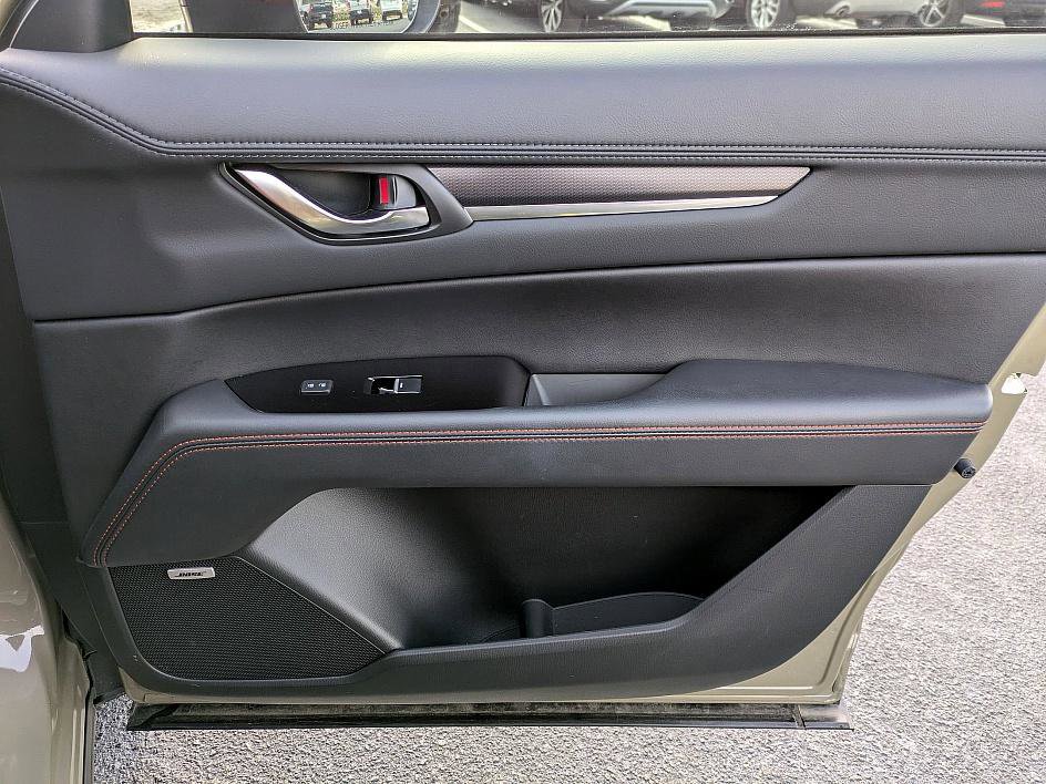 Certified 2024 MAZDA CX-5 Carbon Edition image 30