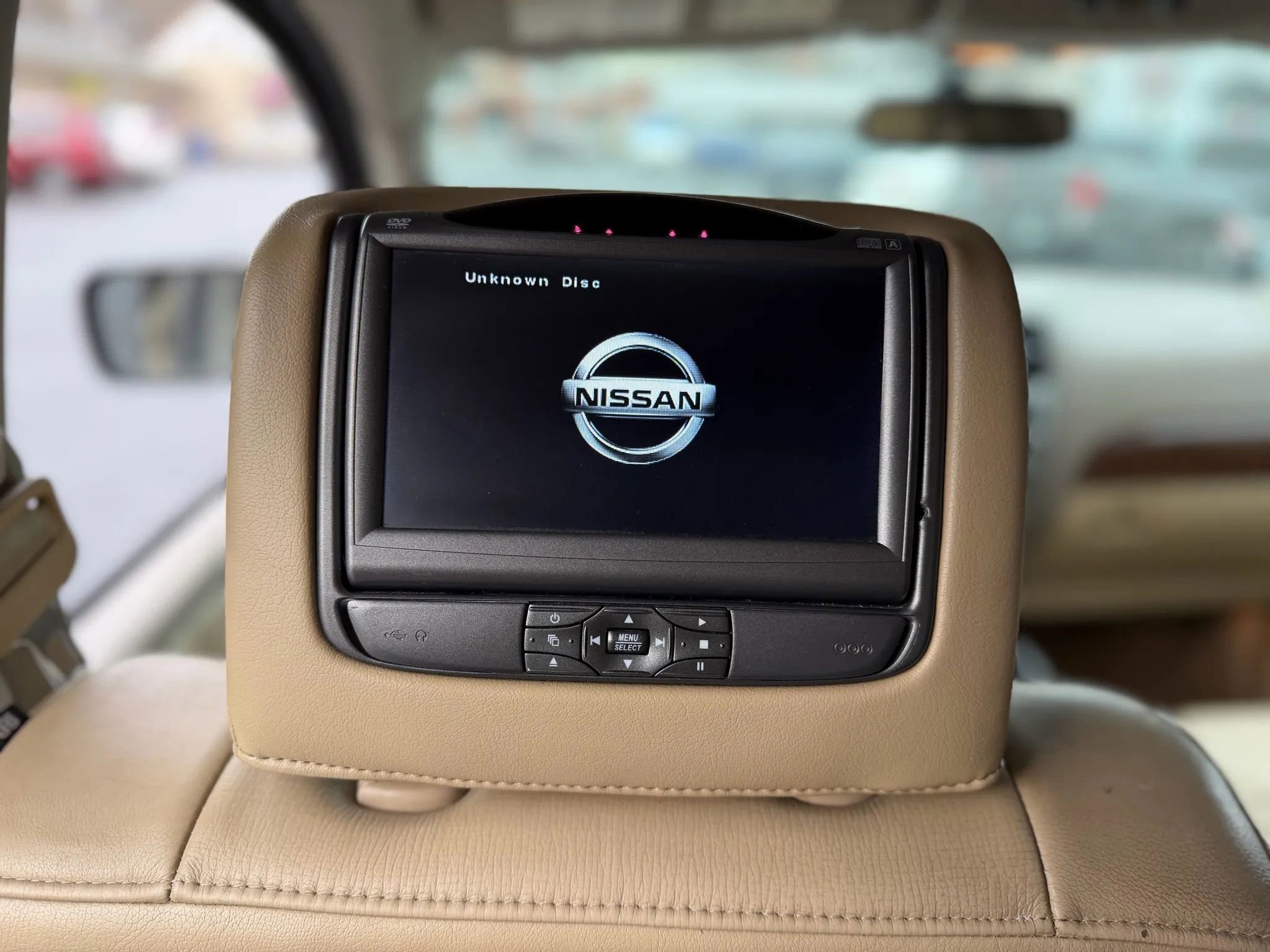 Used 2015 Nissan Armada Platinum image 17