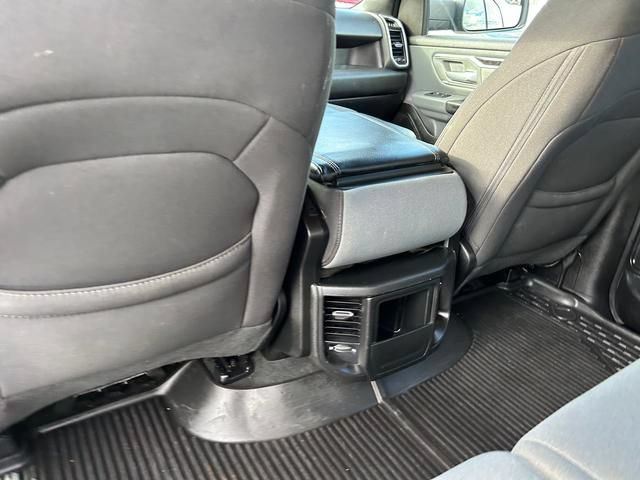 Used 2022 RAM 1500 Big Horn AWD/4WD image 15