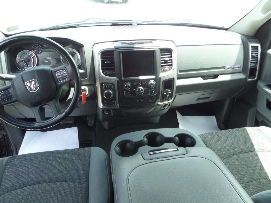 Used 2019 RAM 1500 Big Horn image 9