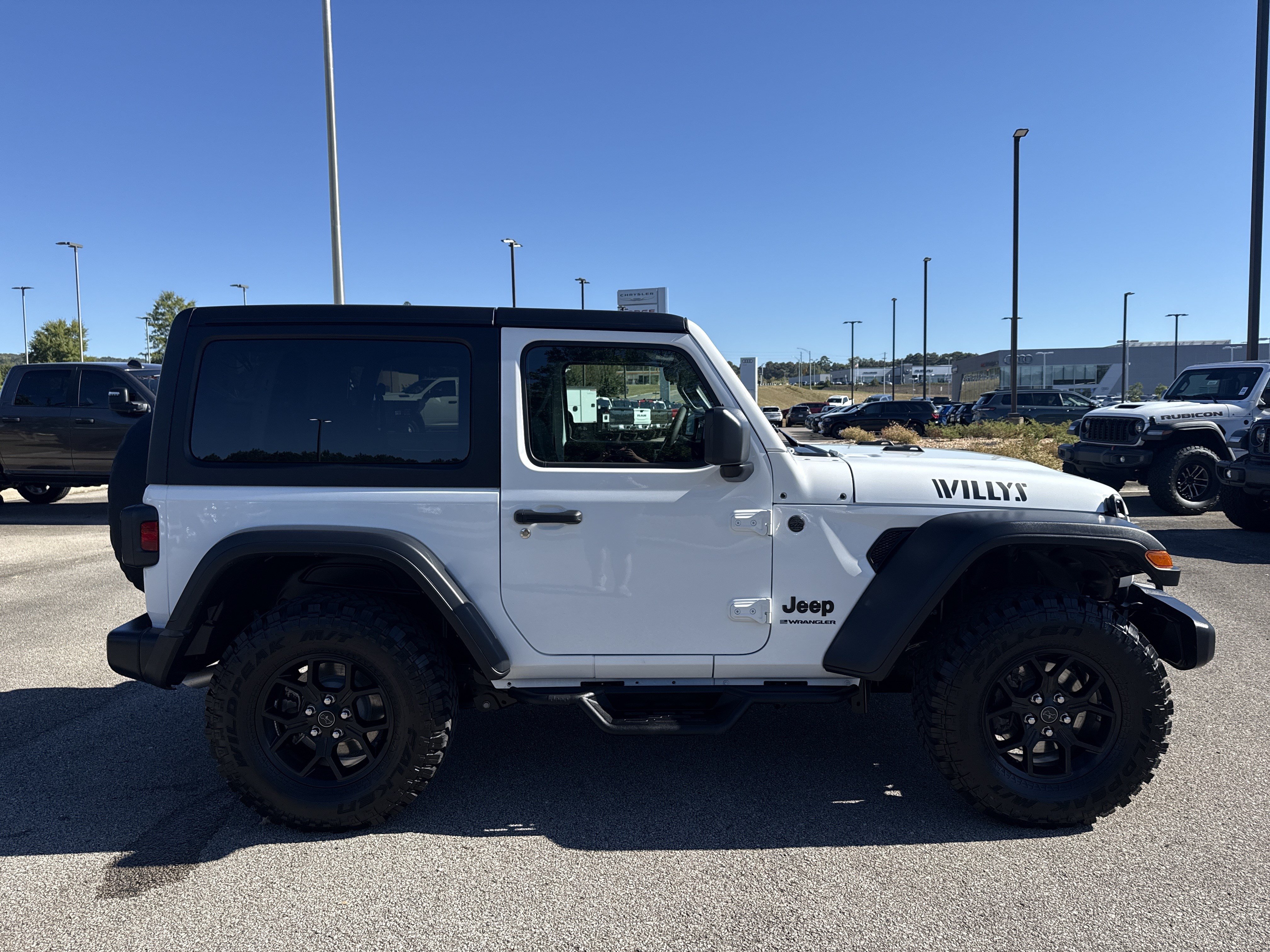 Used 2026 Jeep Wrangler Sport AWD/4WD image 8