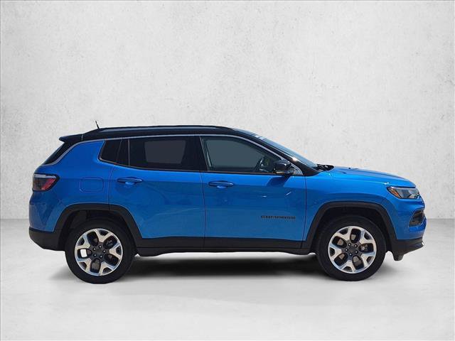 Used 2022 Jeep Compass Limited AWD/4WD image 4
