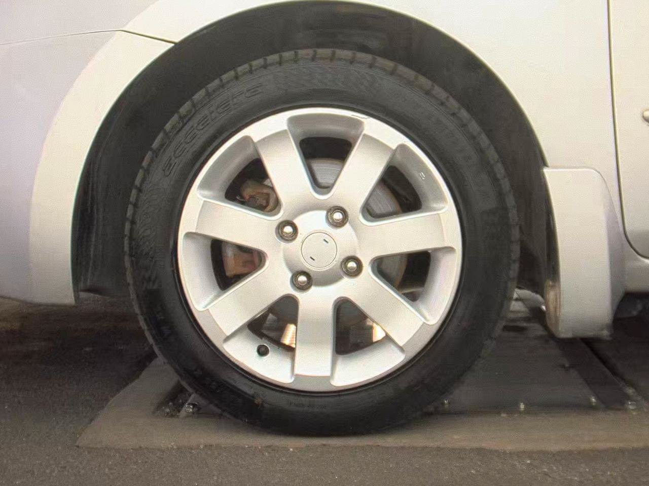 Used 2009 Nissan Sentra 2.0 FE+ FWD image 7