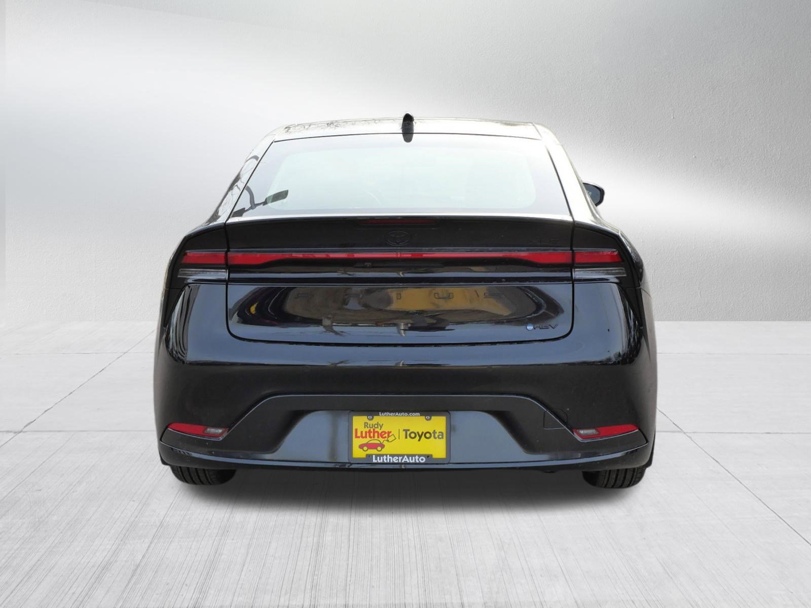 Used 2026 Toyota Prius AWD image 6