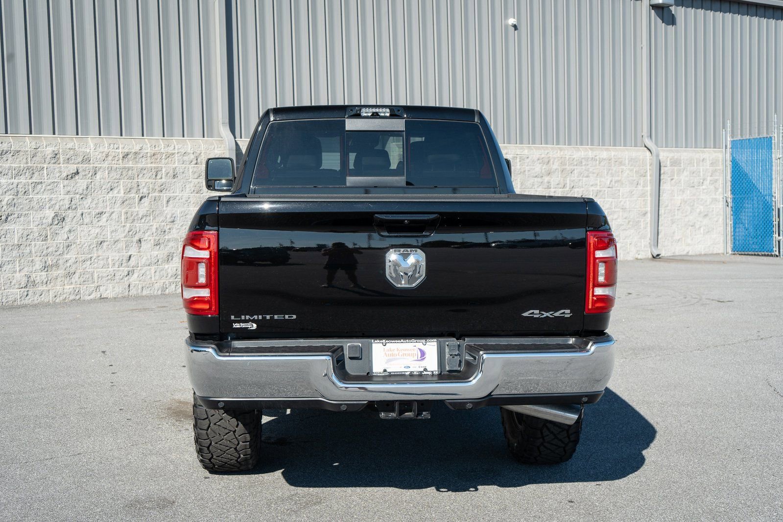 Used 2024 RAM 2500 Limited image 15