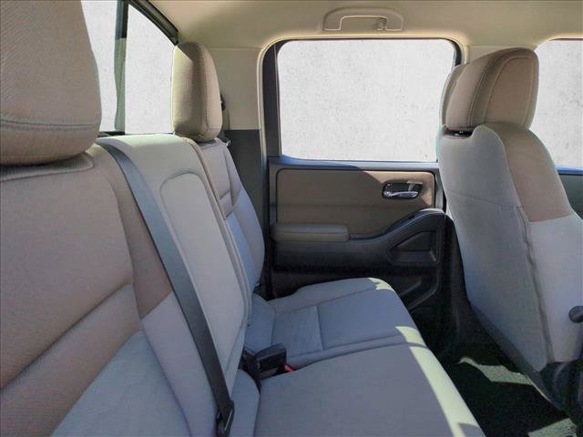 Used 2023 Nissan Frontier SV w/ SV Convenience Package RWD image 18