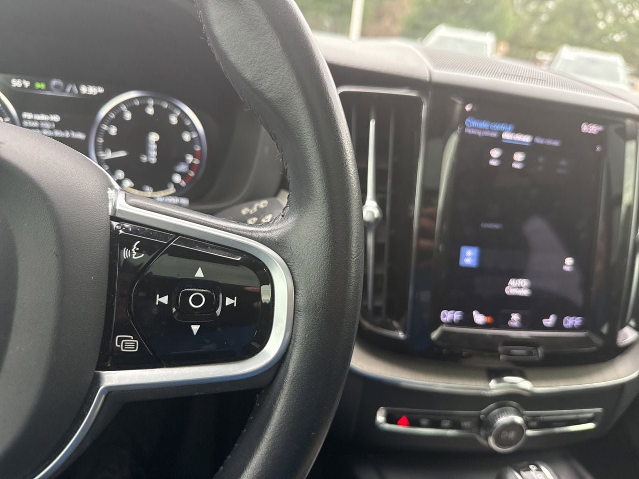 Certified 2021 Volvo XC60 T5 Inscription w/ Advanced Package FWD image 23