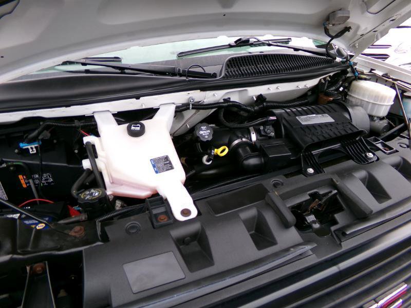 Used 2019 GMC Savana 3500 LS w/ Cold Climate Package image 40