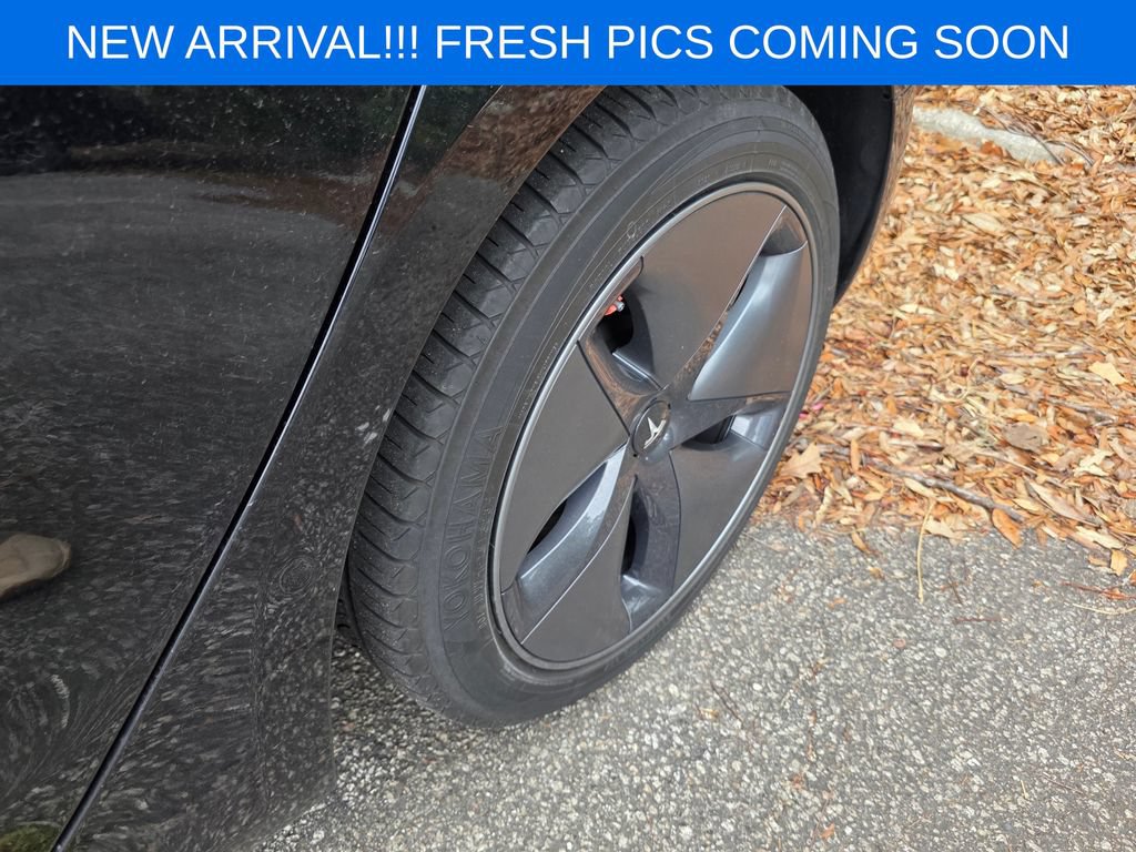 Used 2022 Tesla Model 3 Long Range AWD/4WD image 7