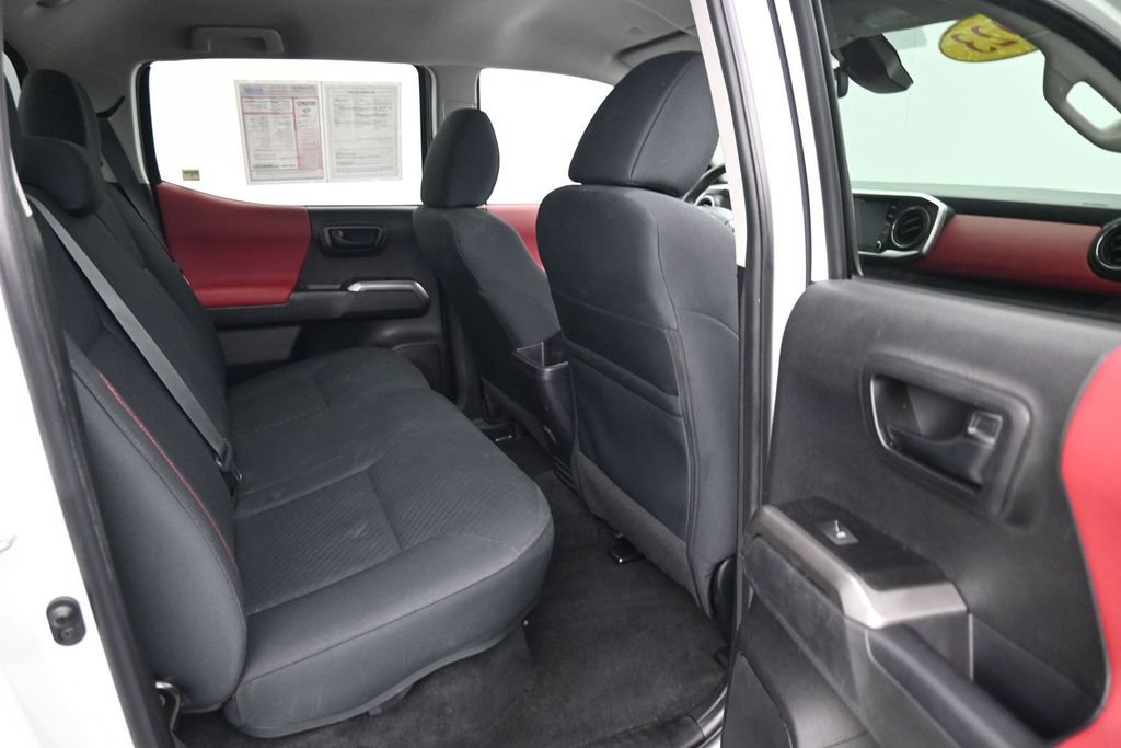 Used 2023 Toyota Tacoma SR5 w/ Technology Package AWD/4WD image 12