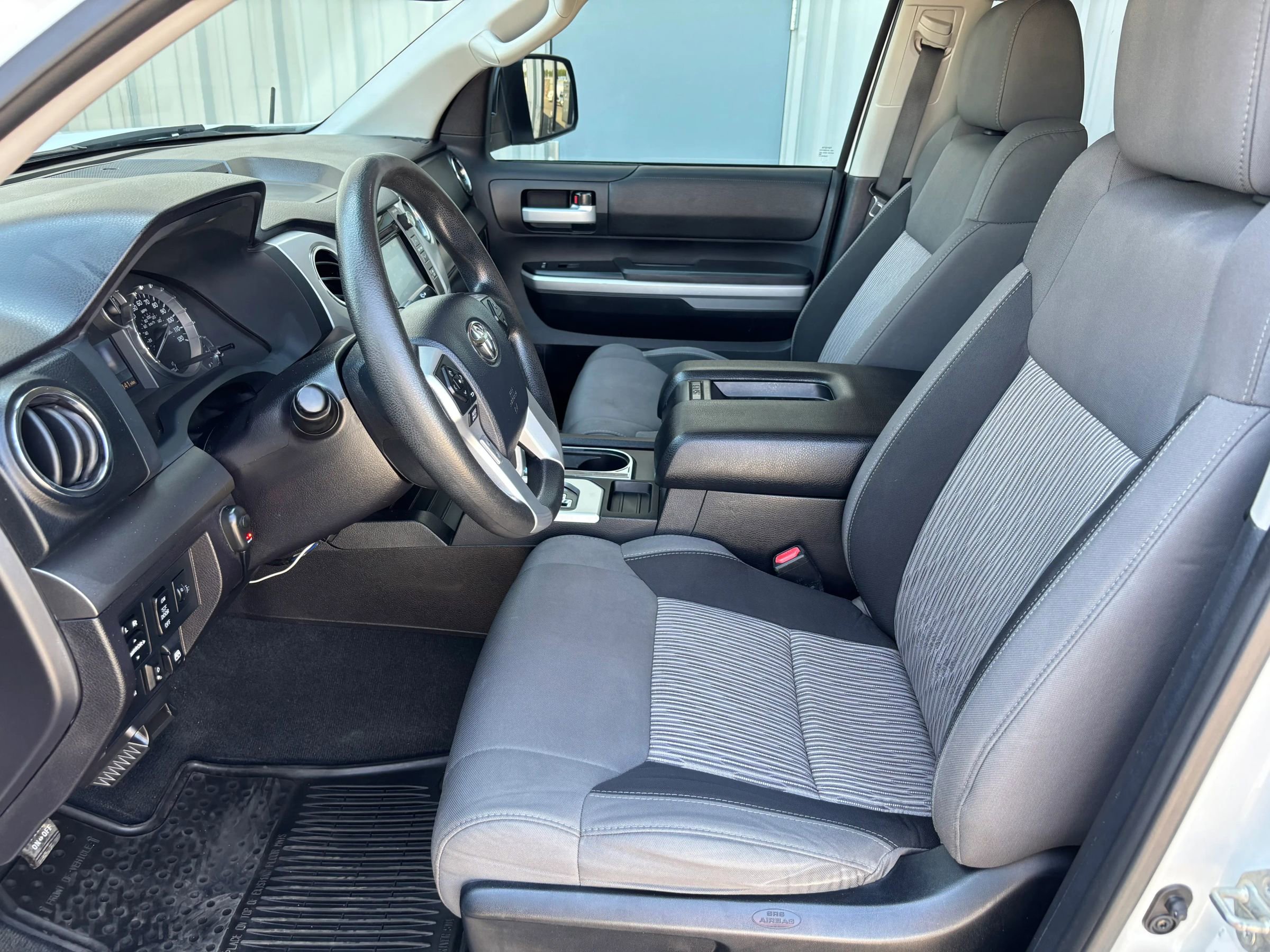 Used 2014 Toyota Tundra SR5 image 11