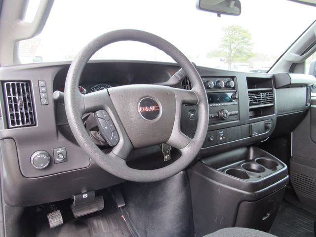 Used 2024 GMC Savana 2500 w/ Driver Convenience Package image 12