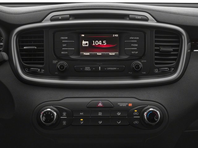 Used 2018 Kia Sorento LX image 13