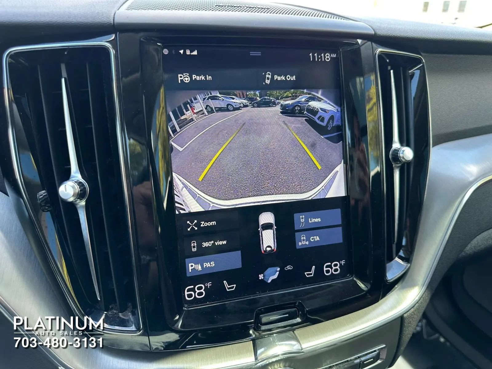 Used 2019 Volvo XC60 T5 Momentum w/ Multimedia Package AWD/4WD image 10