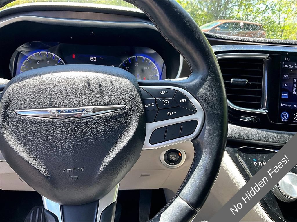 Used 2017 Chrysler Pacifica Touring-L Plus FWD image 16