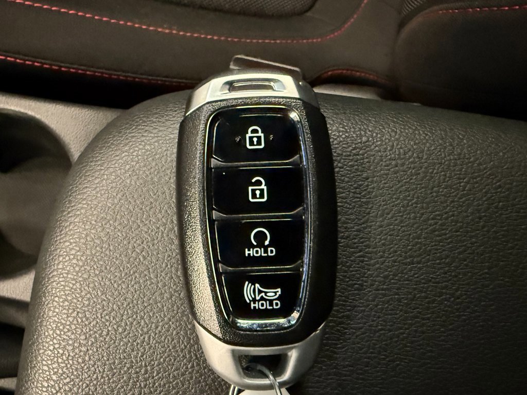 Used 2022 Hyundai Kona N Line image 17