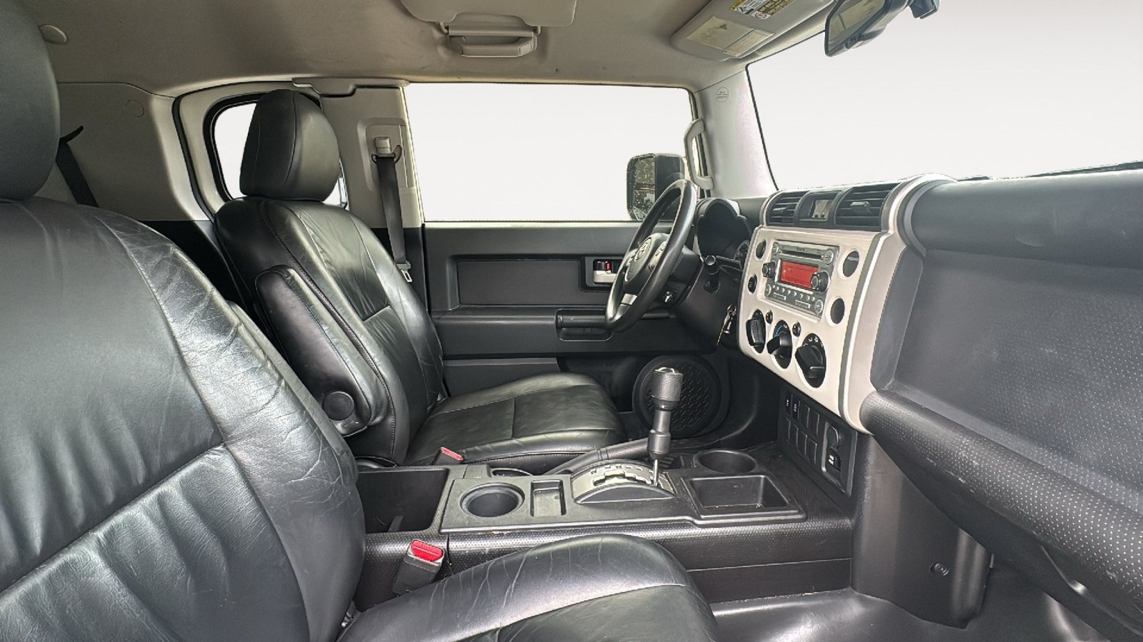 Used 2012 Toyota FJ Cruiser 2WD w/ Convenience Pkg image 24