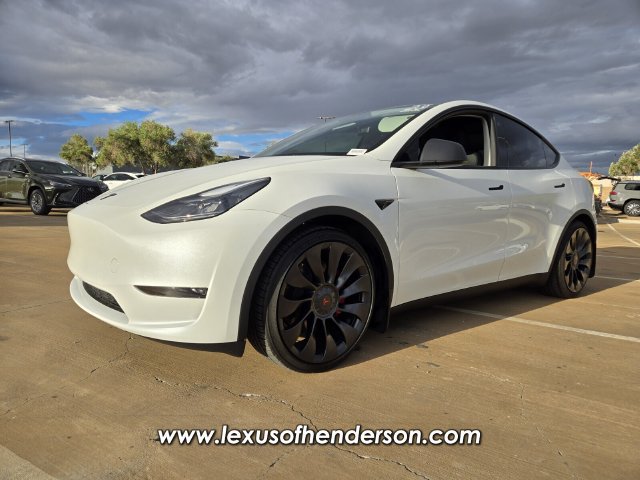 Used 2023 Tesla Model Y Performance AWD/4WD image 2