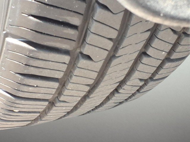 Certified 2024 Volkswagen Jetta SE FWD image 9
