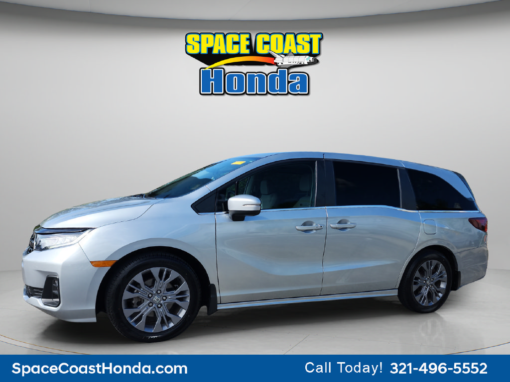 Used 2025 Honda Odyssey Touring image 9