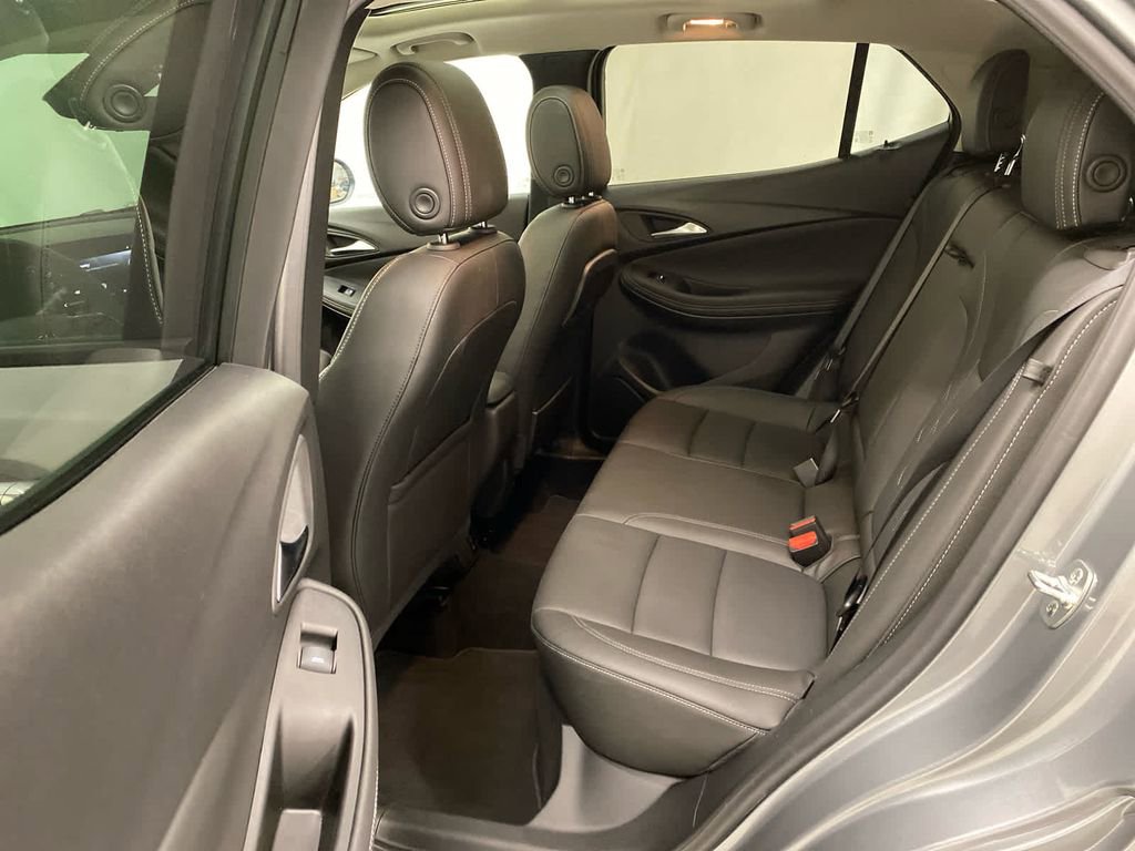 Used 2024 Buick Encore GX Avenir image 16