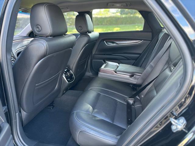 Used 2019 Cadillac XTS Luxury image 17